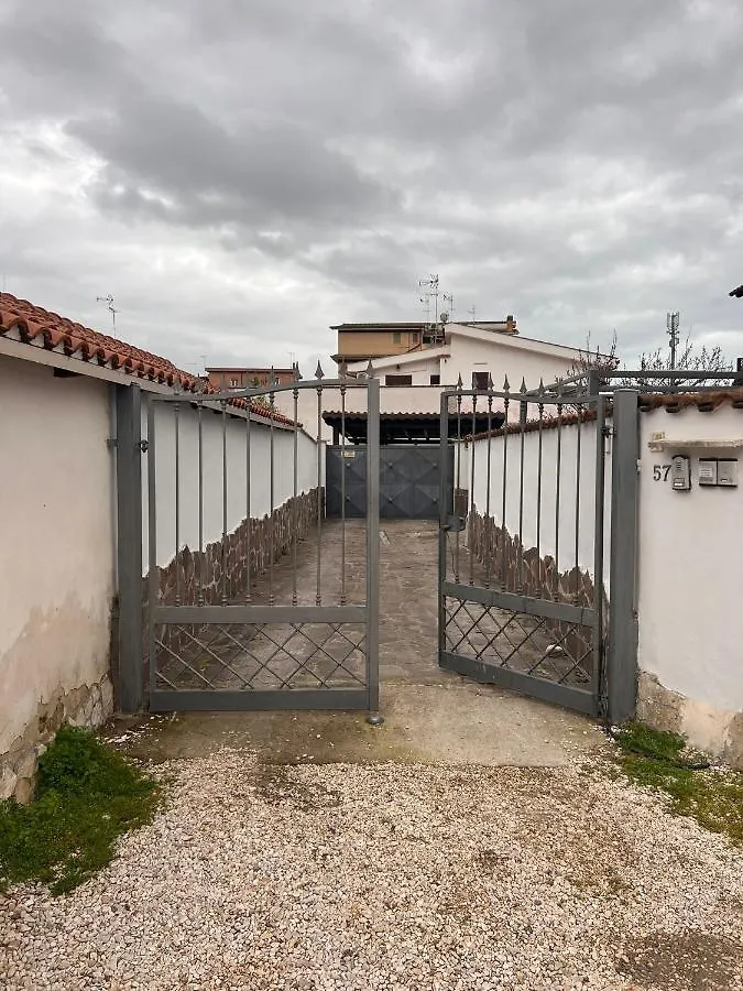 Graziosa Casa Indipendente Vicino Fco Appartamento Casal Palocco