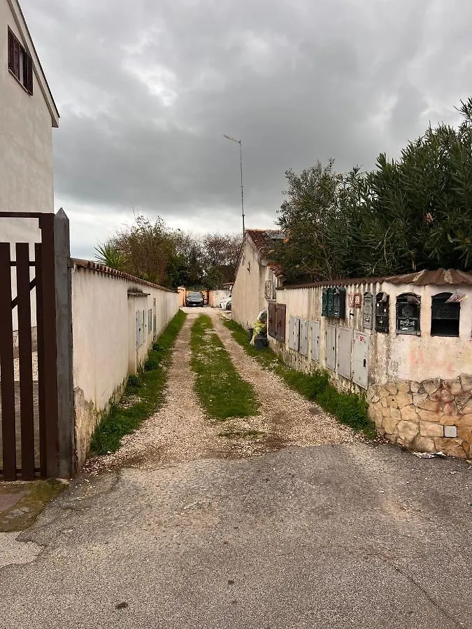Graziosa Casa Indipendente Vicino Fco Appartamento Casal Palocco Italia