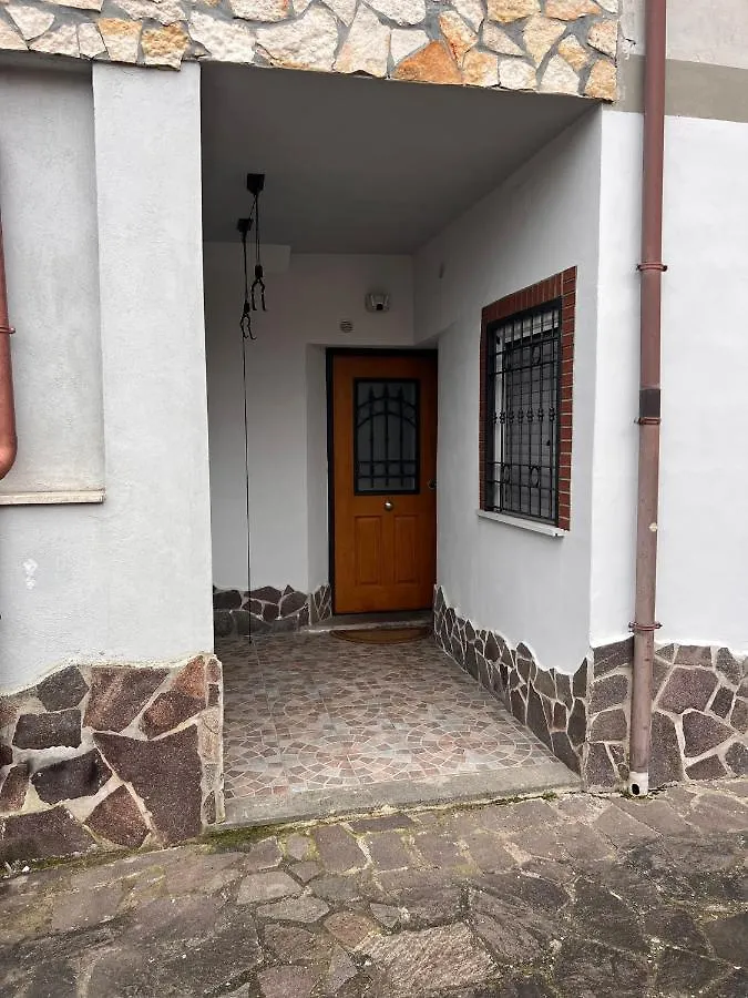 Graziosa Casa Indipendente Vicino Fco Appartamento Casal Palocco
